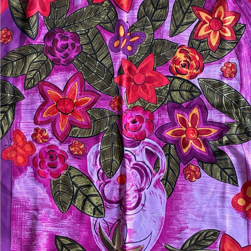 Vintage Adrienne Vittadini Pink Floral Bouquet XO Silk Twill Scarf Large 35”